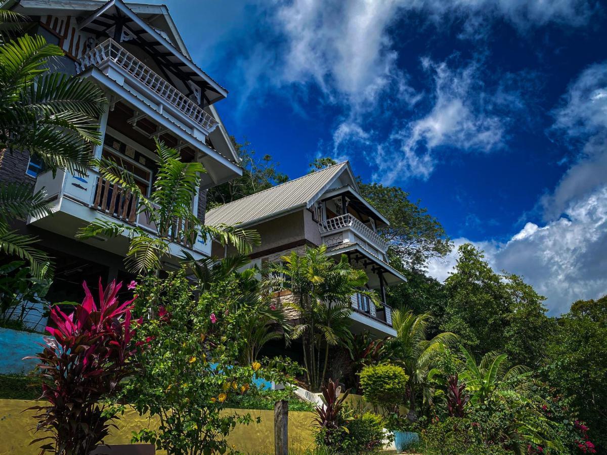 Mouggae Blues Villas Vịnh Beau Vallon Ngoại thất bức ảnh