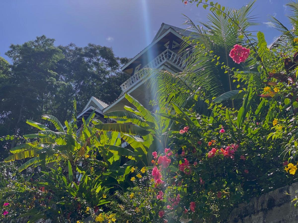 Mouggae Blues Villas Vịnh Beau Vallon Ngoại thất bức ảnh